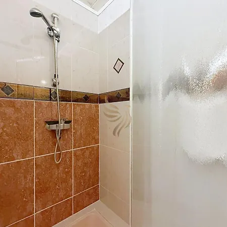 דירה Le Bastidon Provencal T3 Terrasse 3min Saint-Raphaël